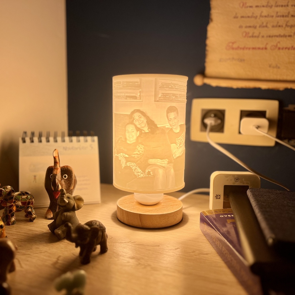 Cilinderlamp op Aluminium Voet (koud wit) (kopie)